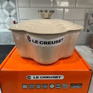 Le Creuset Dune Flower Cocotte/Fafa